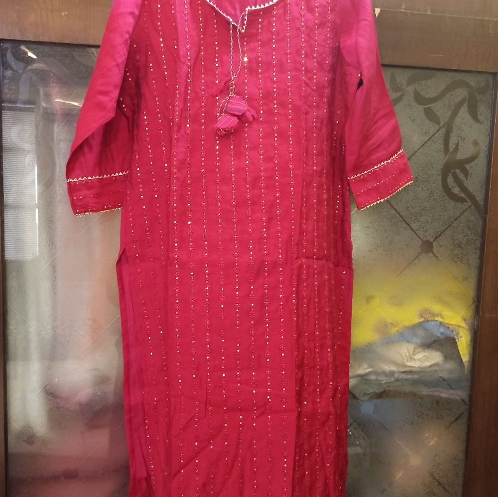 Designer embroidered muslin kurta dupatta bottom set (size xxl) - Picture 13 of 14